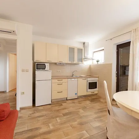 Bubi Apartman Malinska