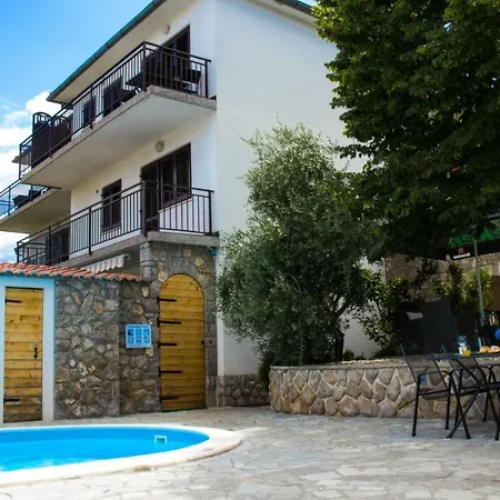 Bubi Apartman Malinska