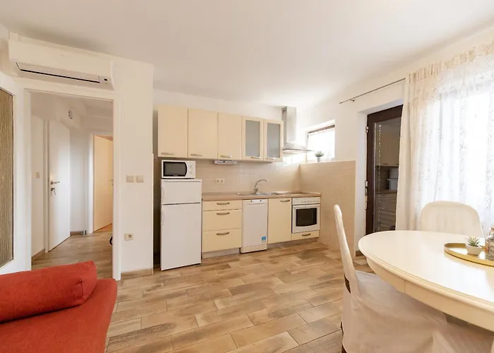 Bubi Appartamento Malinska